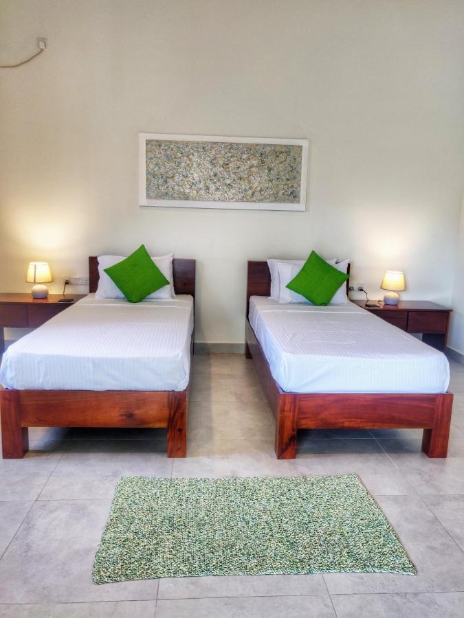 Villa Lagoonscape Negombo Exterior foto